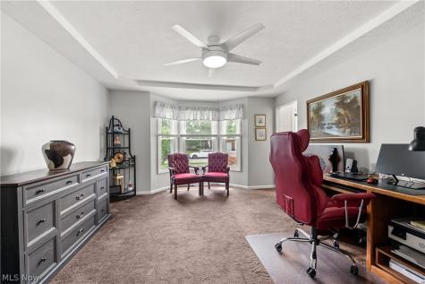 454 Golden Russett Boulevard Amherst OH 44001