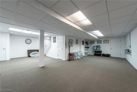 454 Golden Russett Boulevard Amherst OH 44001