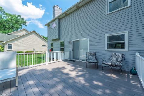 454 Golden Russett Boulevard Amherst OH 44001