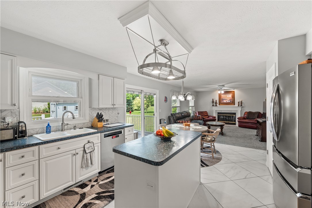 454 Golden Russett Boulevard Amherst OH 44001