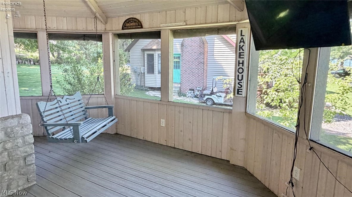 1036 W Lakeshore Drive Kelleys Island OH 43438