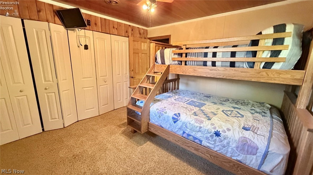 1036 W Lakeshore Drive Kelleys Island OH 43438