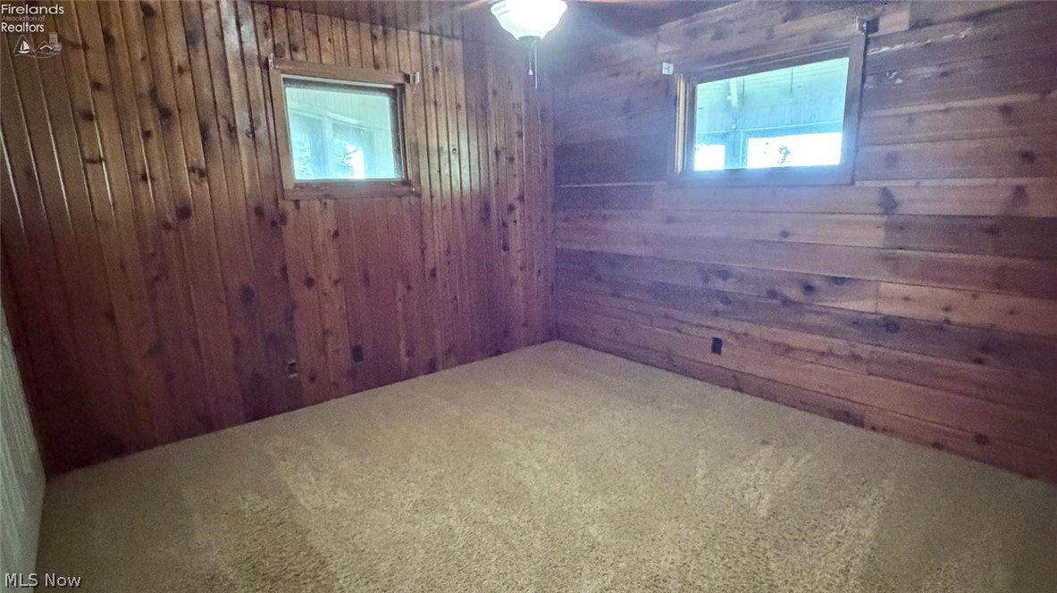 1036 W Lakeshore Drive Kelleys Island OH 43438