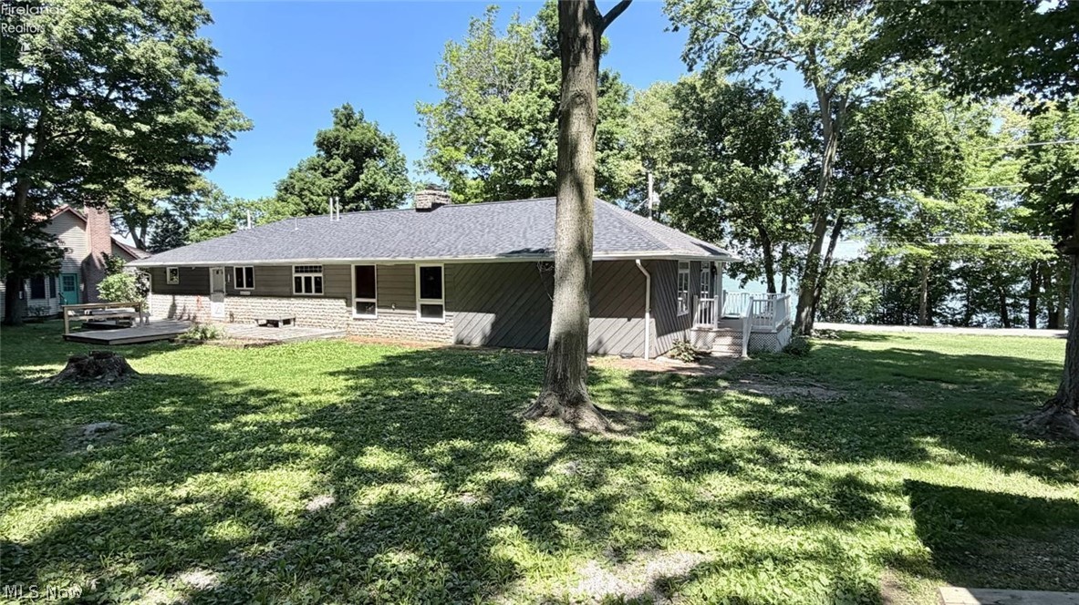 1036 W Lakeshore Drive Kelleys Island OH 43438