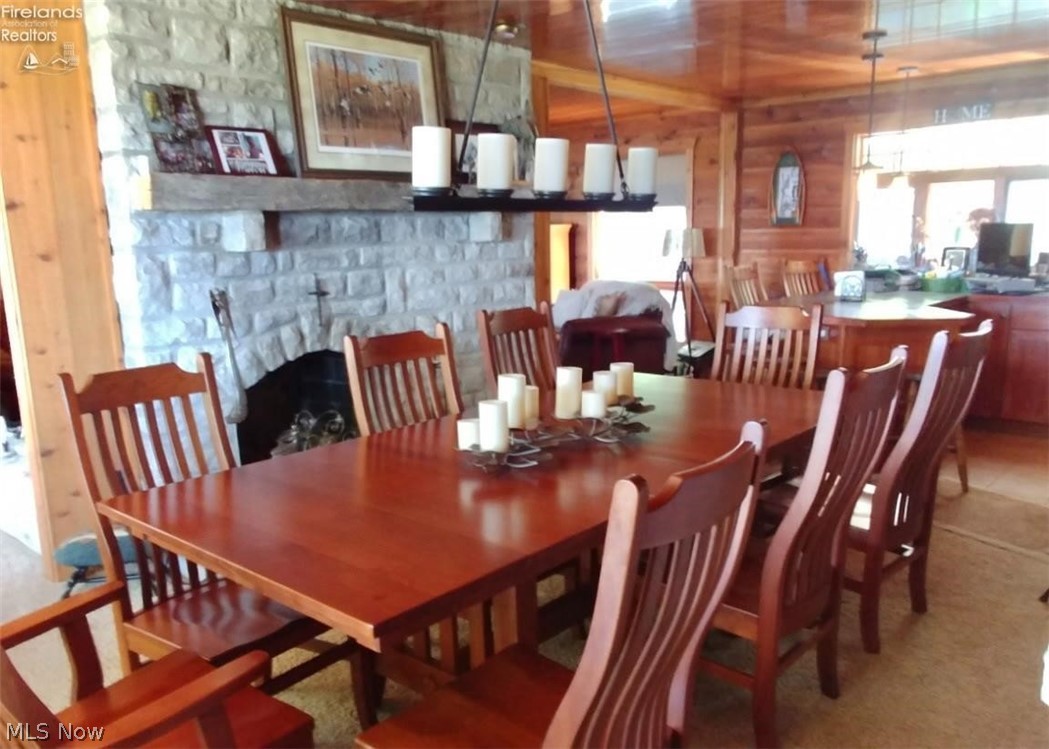 1036 W Lakeshore Drive Kelleys Island OH 43438