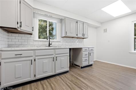 975 Corwin Avenue Akron OH 44310