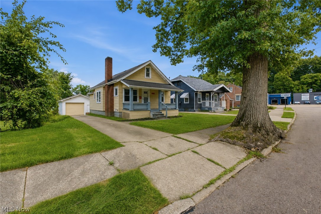 975 Corwin Avenue Akron OH 44310