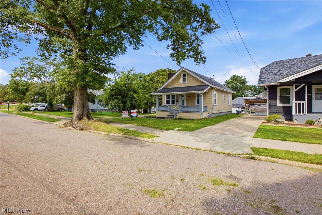 975 Corwin Avenue Akron OH 44310