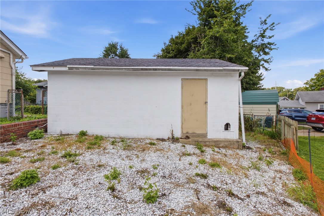 975 Corwin Avenue Akron OH 44310