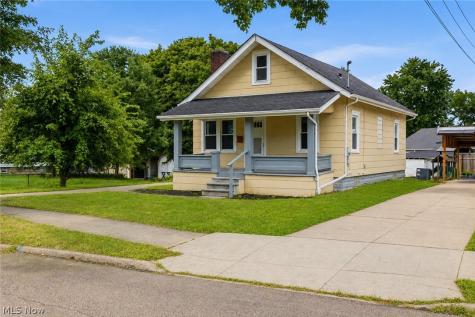975 Corwin Avenue Akron OH 44310