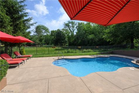 923 Mesa Verde Drive Barberton OH 44203