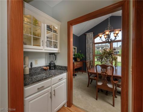 923 Mesa Verde Drive Barberton OH 44203