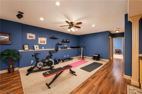 923 Mesa Verde Drive Barberton OH 44203
