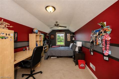 923 Mesa Verde Drive Barberton OH 44203