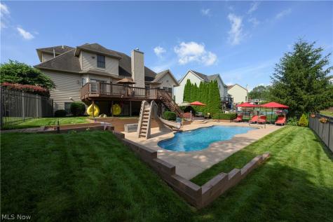 923 Mesa Verde Drive Barberton OH 44203