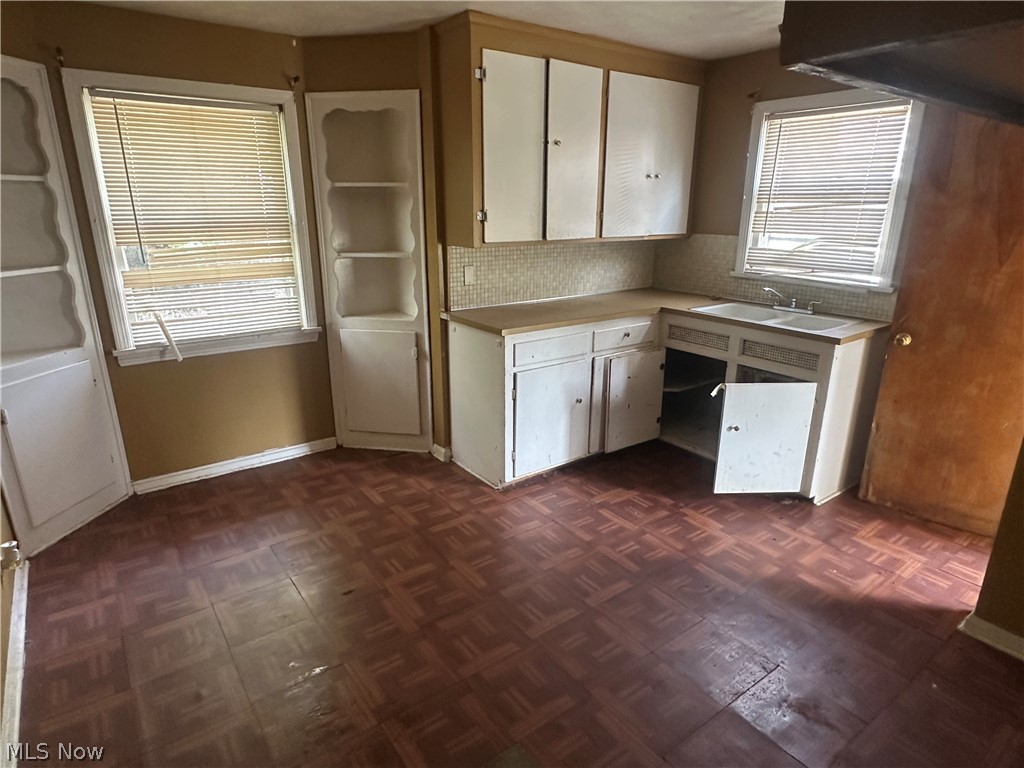 4154 E 153rd Street Cleveland OH 44128