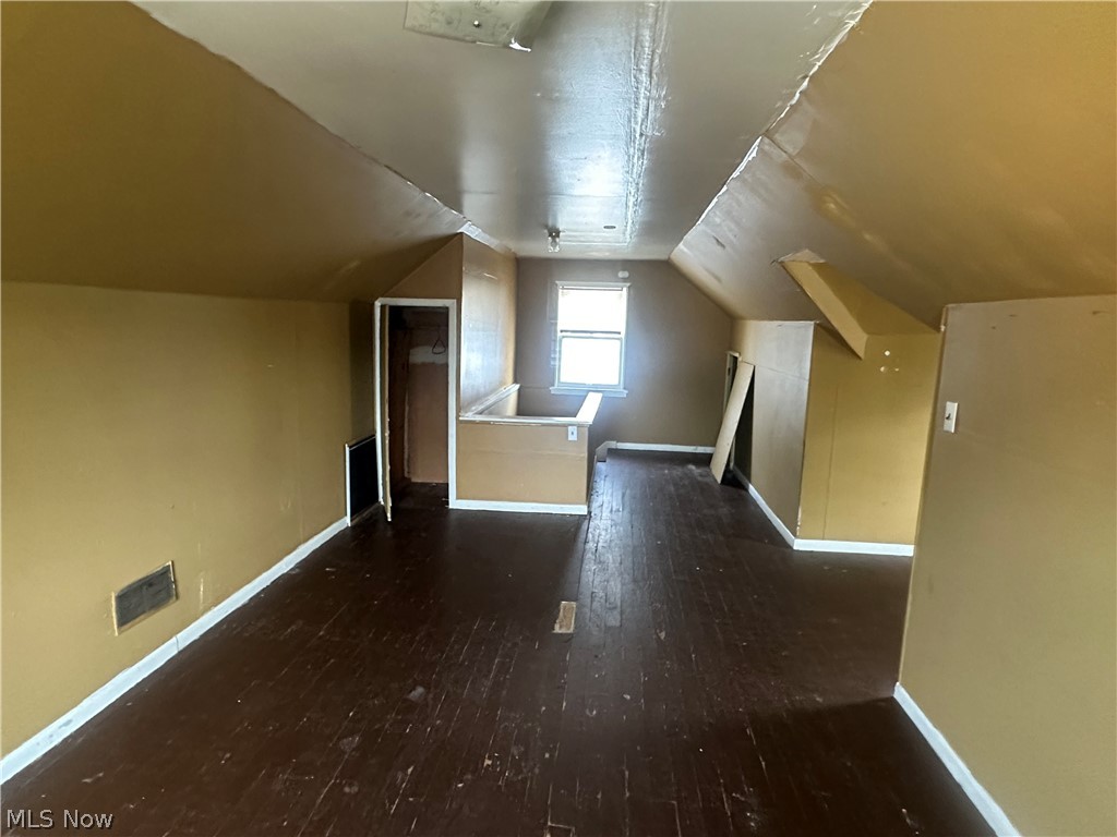 4154 E 153rd Street Cleveland OH 44128