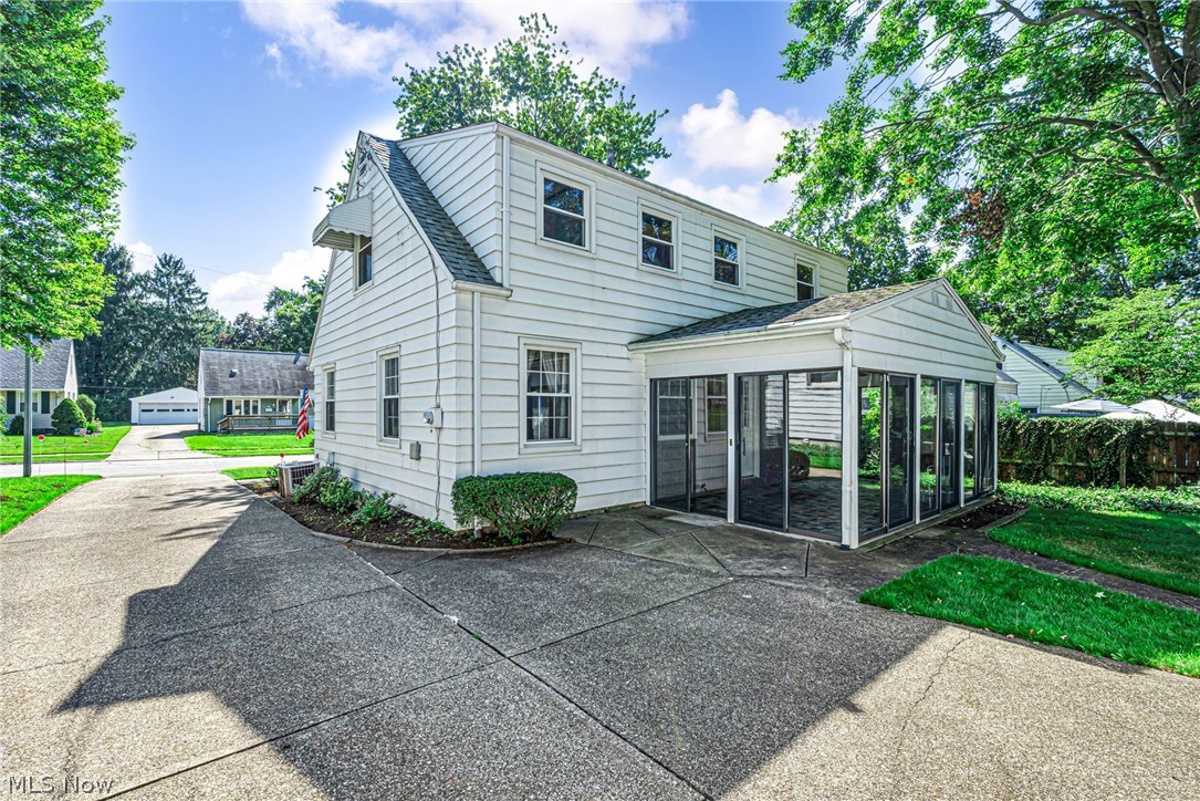 3130 9th Street Cuyahoga Falls OH 44221