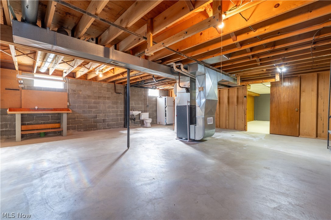 642 Hardesty Avenue NW New Philadelphia OH 44663