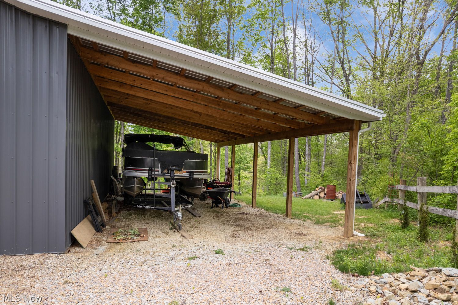 12671 Larkspur Lane Cambridge OH 43725