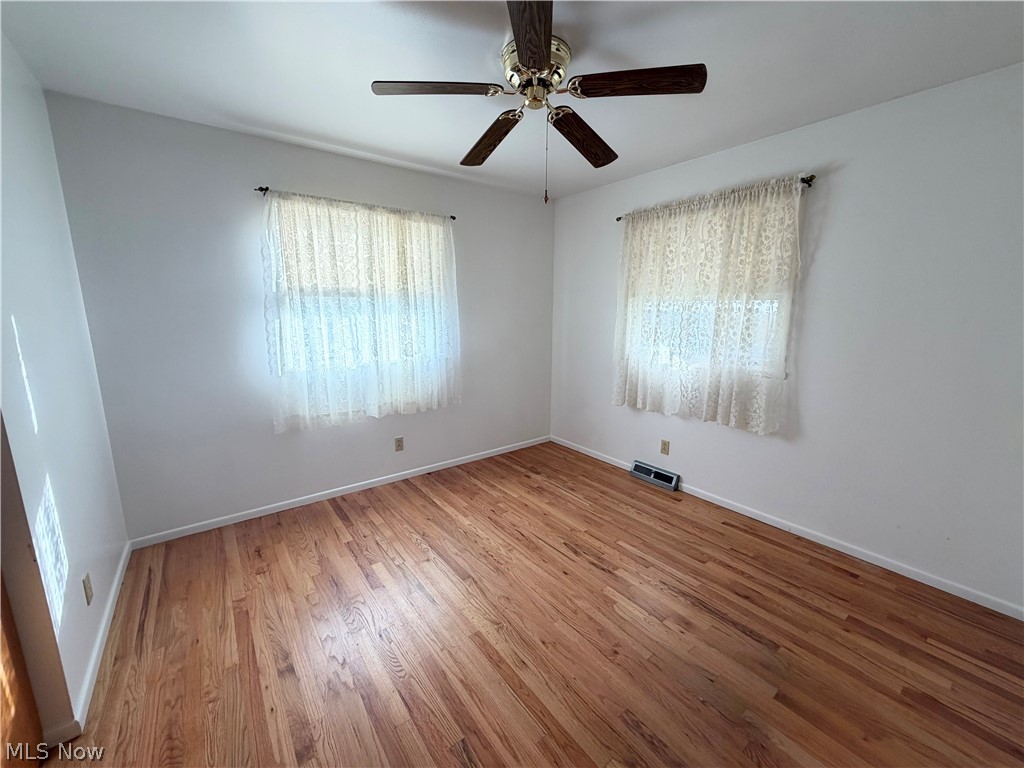 3061 Tod Avenue NW Warren OH 44485