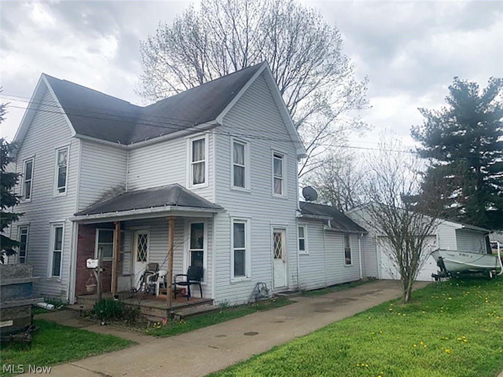 207 Thomas Street Minerva OH 44657