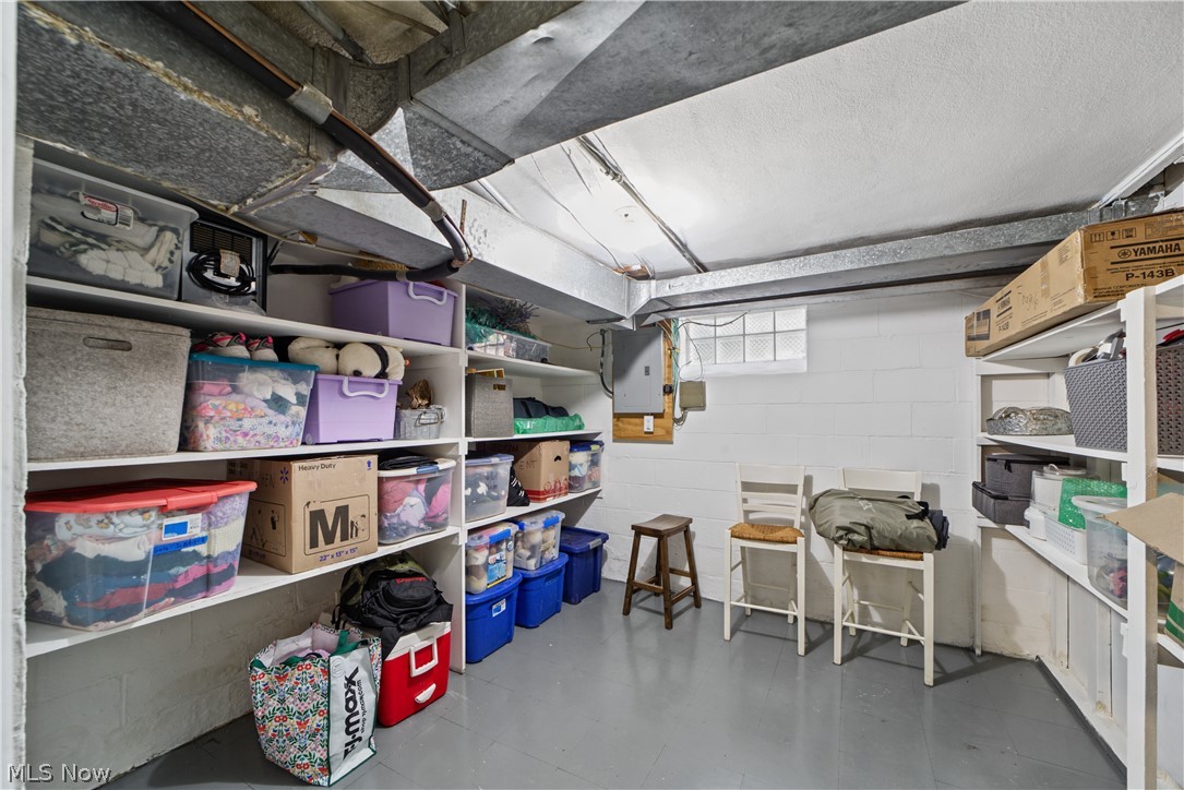 2304 Glendon Road University Heights OH 44118