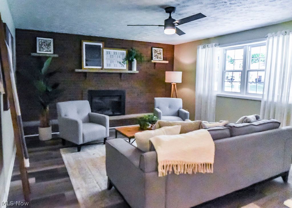 509 Towson Drive NW Champion OH 44483