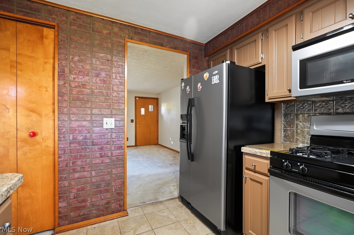 5825 Longview Street SW Massillon OH 44646