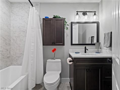 33882 Crown Colony Drive Avon OH 44011