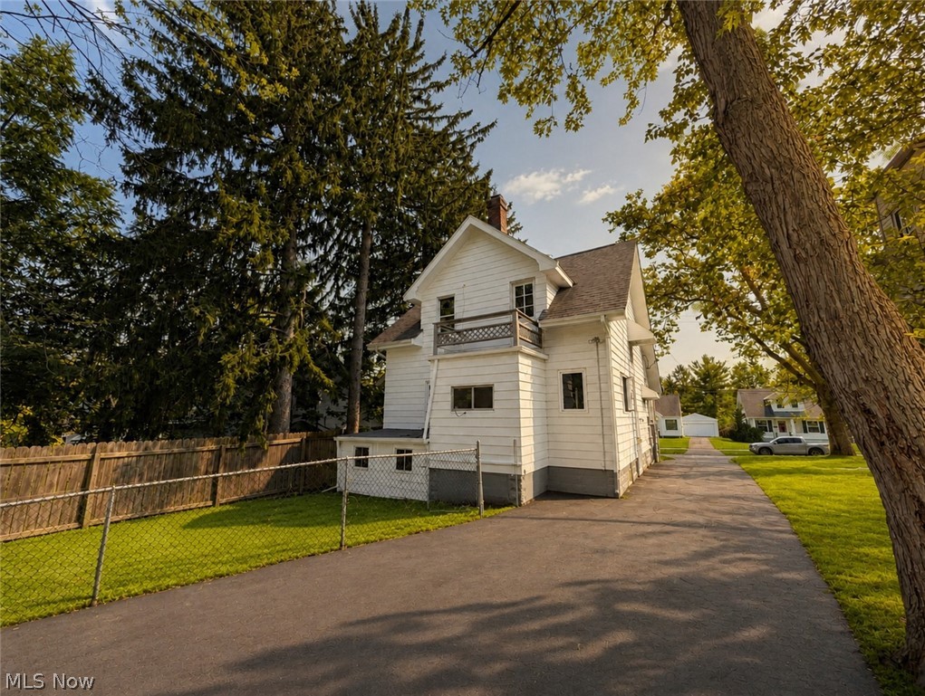 16029 Friend Avenue Maple Heights OH 44137