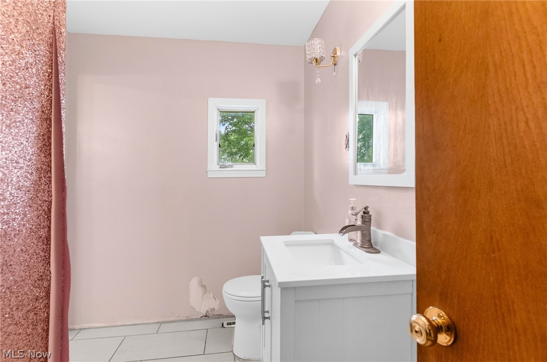 2555 Anderson Anthony Road NW Warren OH 44481
