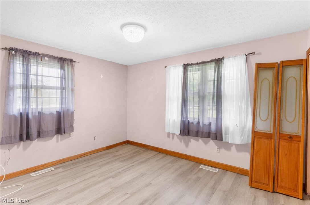 2555 Anderson Anthony Road NW Warren OH 44481
