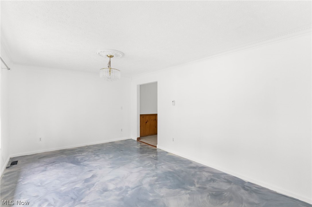 2555 Anderson Anthony Road NW Warren OH 44481