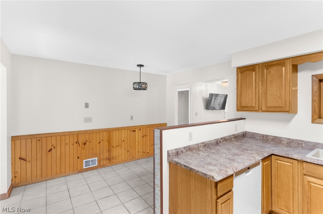 2555 Anderson Anthony Road NW Warren OH 44481