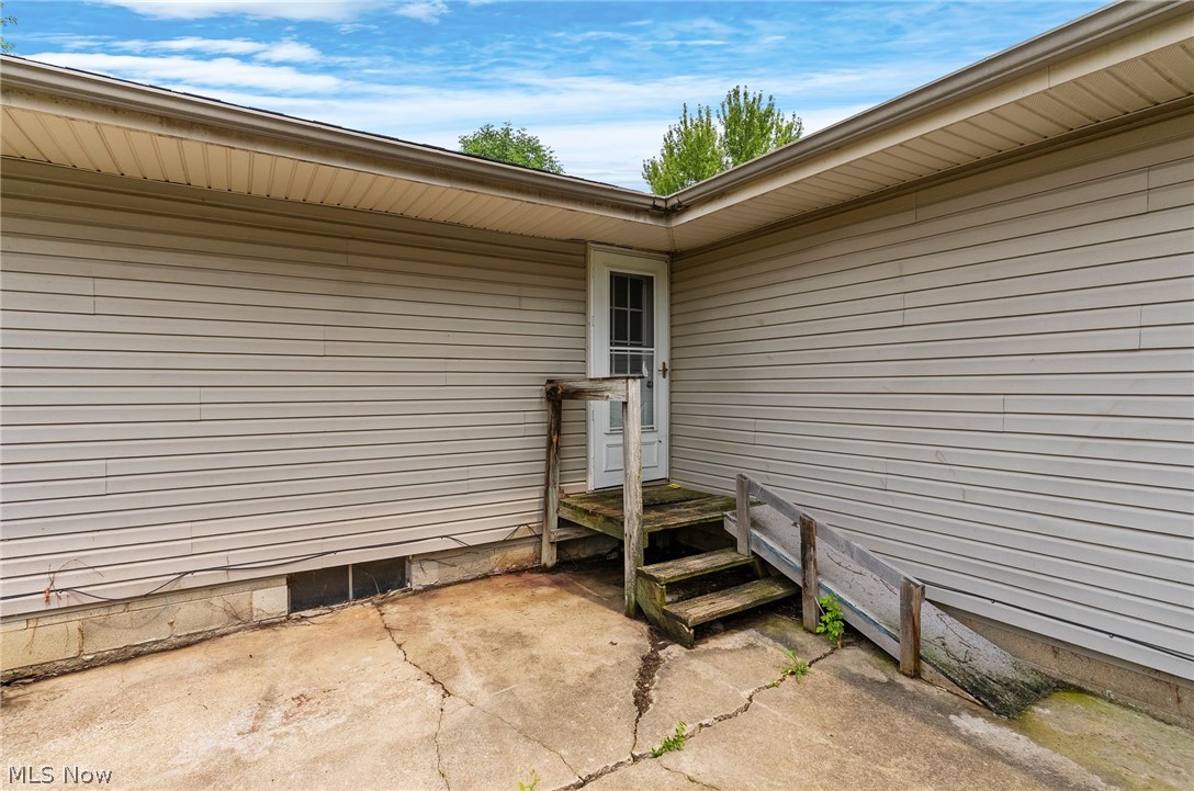 2555 Anderson Anthony Road NW Warren OH 44481
