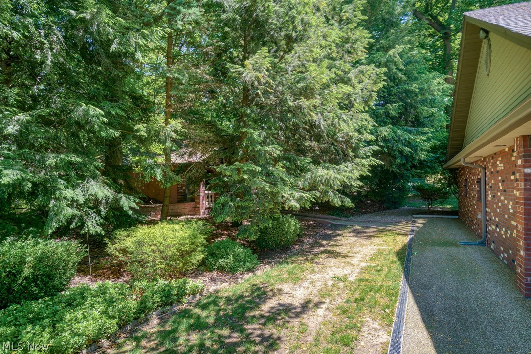 7035 Quarry Road Amherst OH 44001