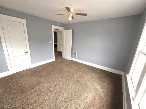 13609 Caine Avenue Cleveland OH 44105