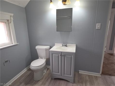 13609 Caine Avenue Cleveland OH 44105