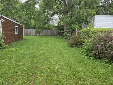 13609 Caine Avenue Cleveland OH 44105