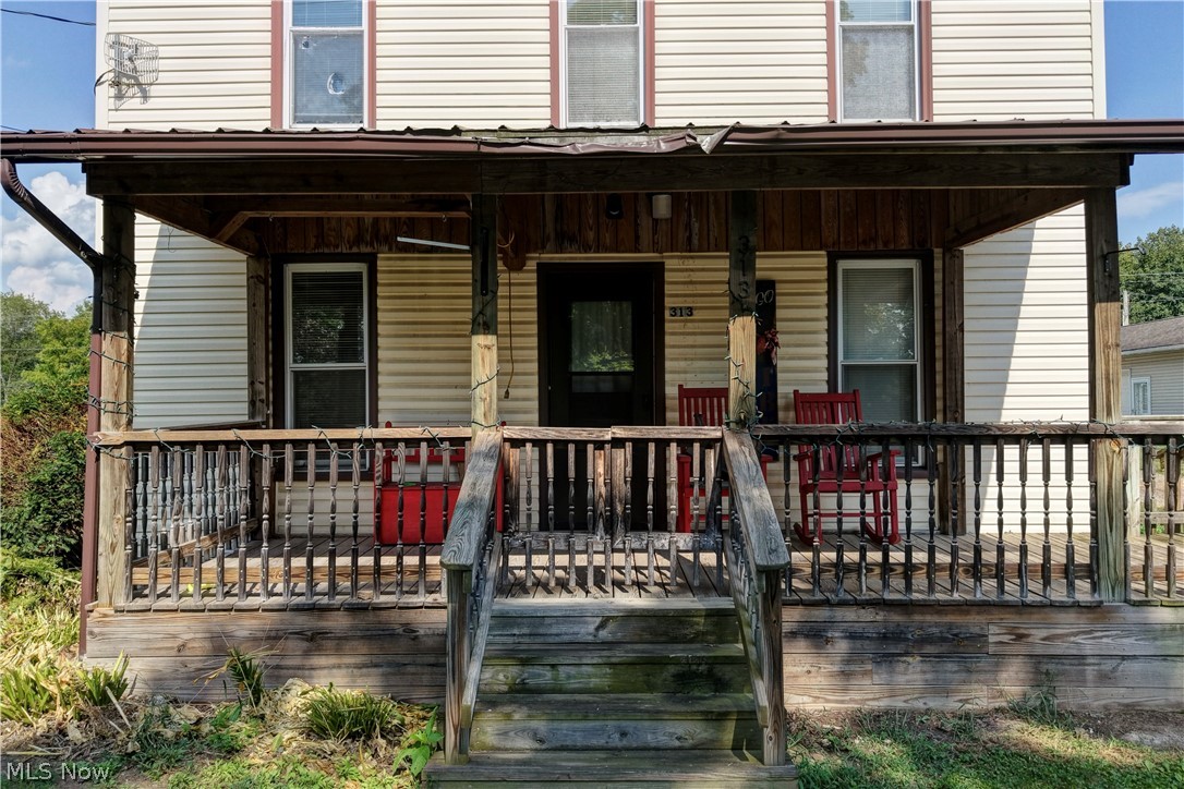 313 2nd Avenue SE Beach City OH 44608