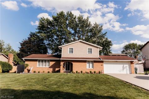 2122 Windham Street NE Canton OH 44721