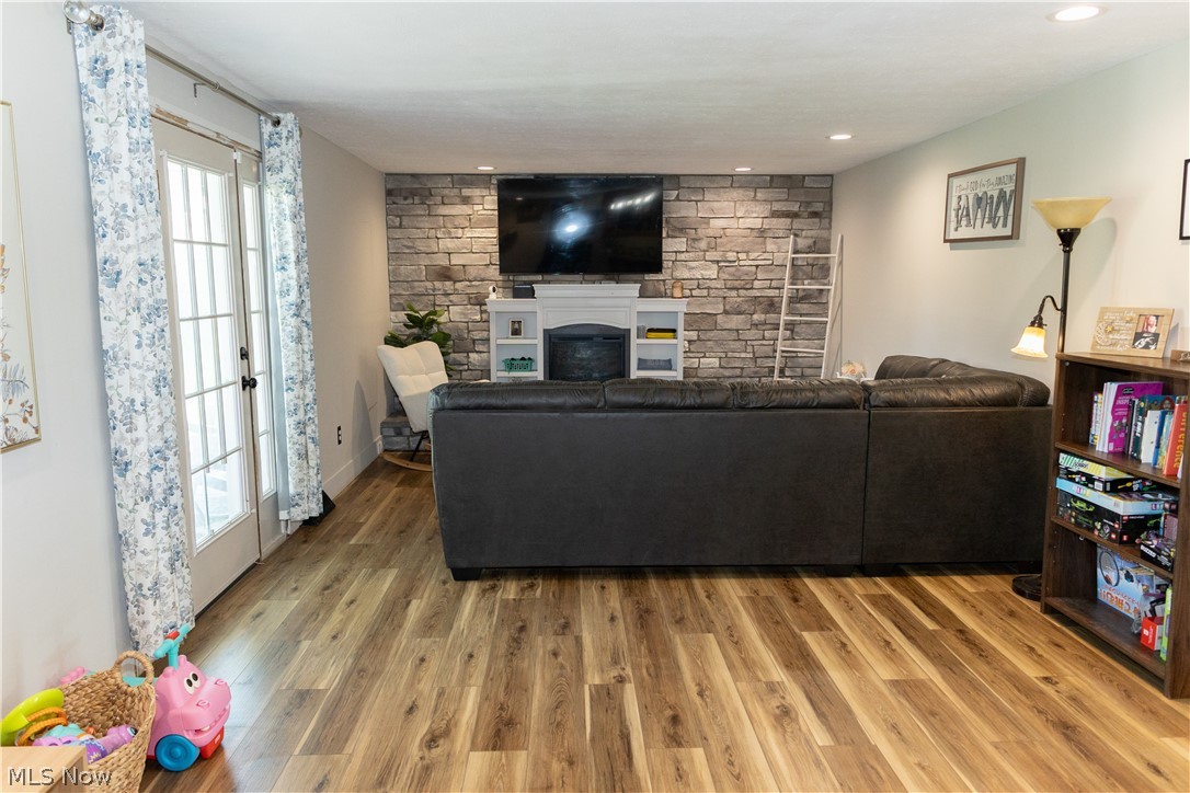 2122 Windham Street NE Canton OH 44721