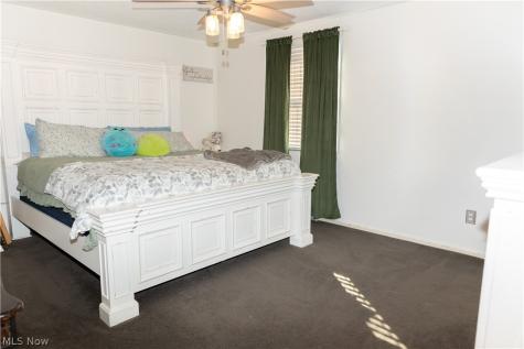 2122 Windham Street NE Canton OH 44721