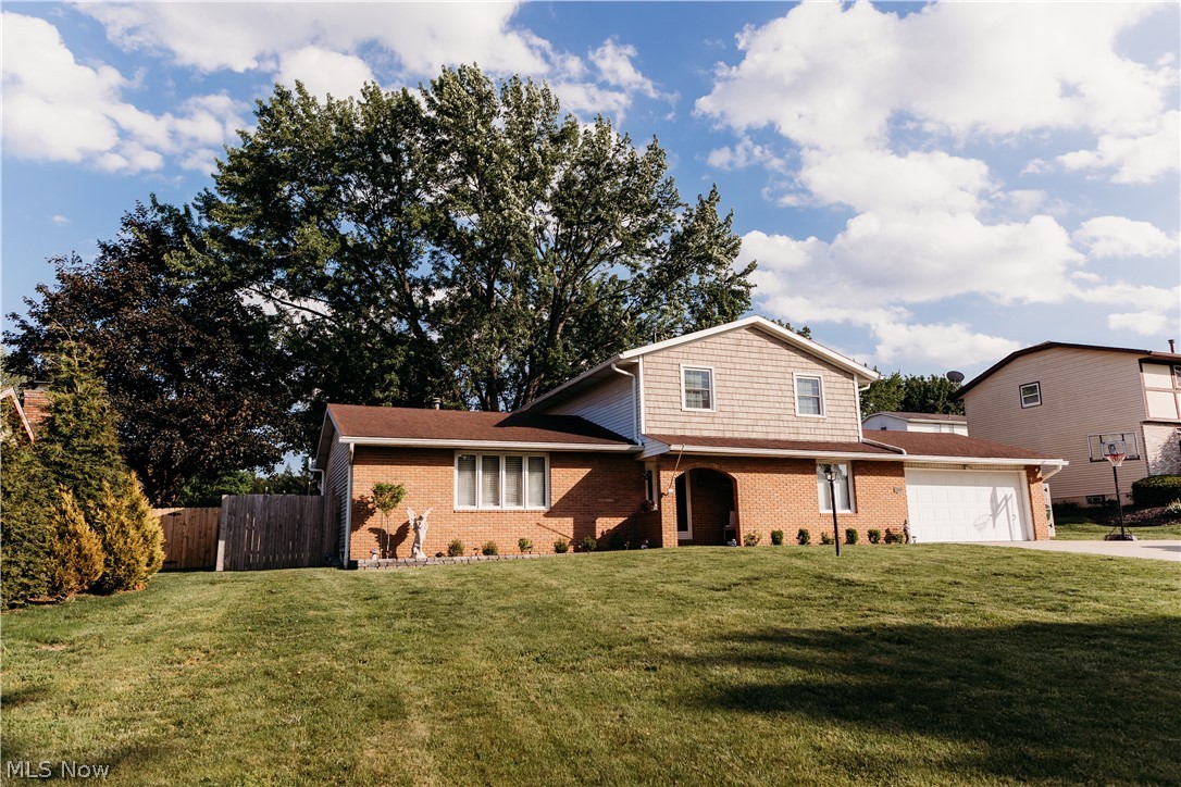 2122 Windham Street NE Canton OH 44721