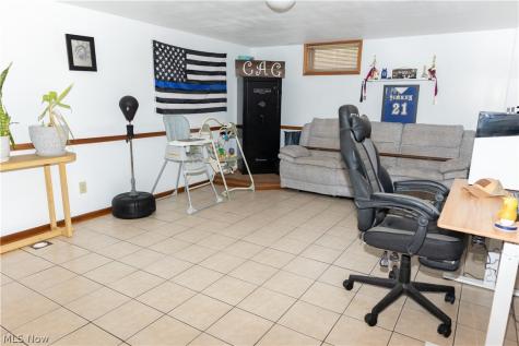 2122 Windham Street NE Canton OH 44721