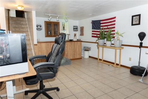 2122 Windham Street NE Canton OH 44721