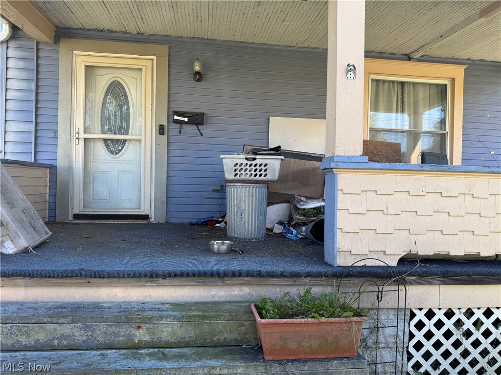 1593 2nd Street Youngstown OH 44509