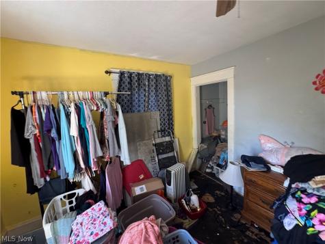 1593 2nd Street Youngstown OH 44509