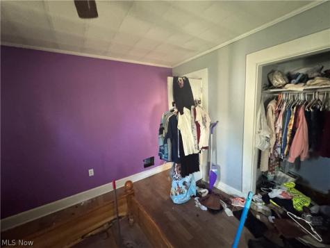 1593 2nd Street Youngstown OH 44509